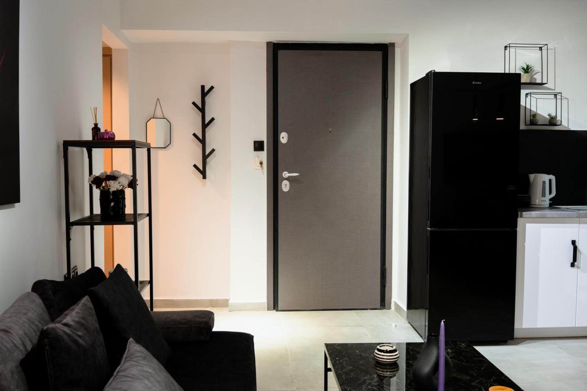 Апартаменты Essel Noir - A Hidden Gem With A Magnificent Acropolis View Афины Экстерьер фото
