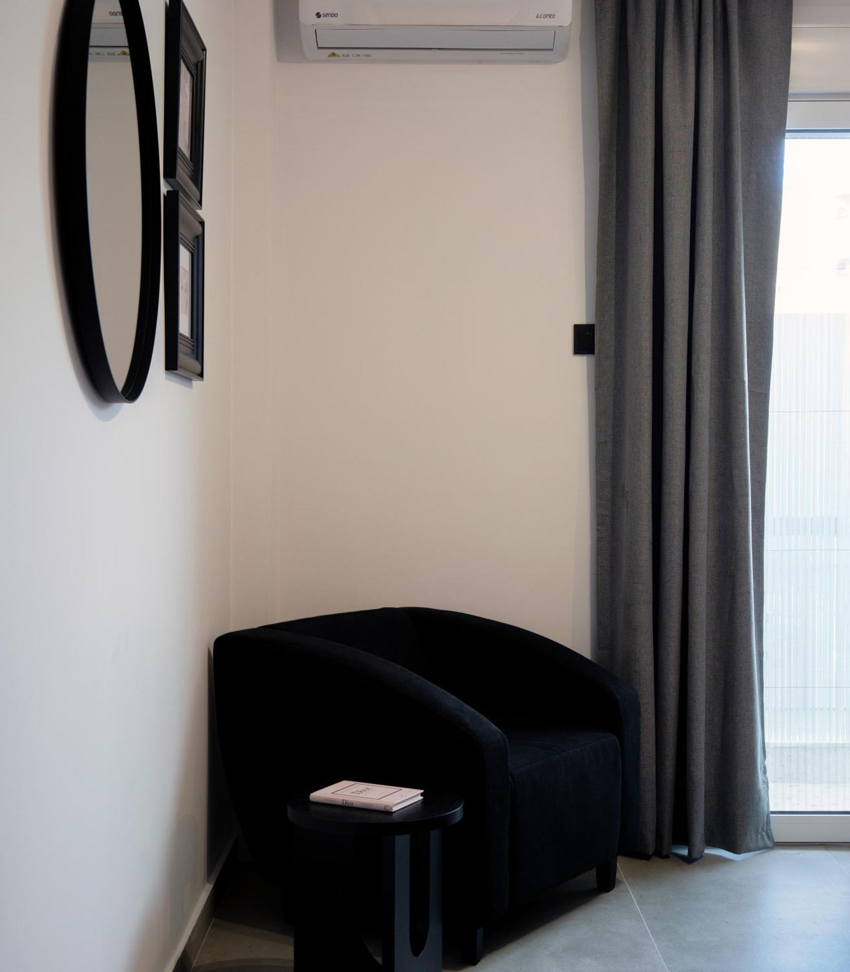 Апартаменты Essel Noir - A Hidden Gem With A Magnificent Acropolis View Афины Экстерьер фото